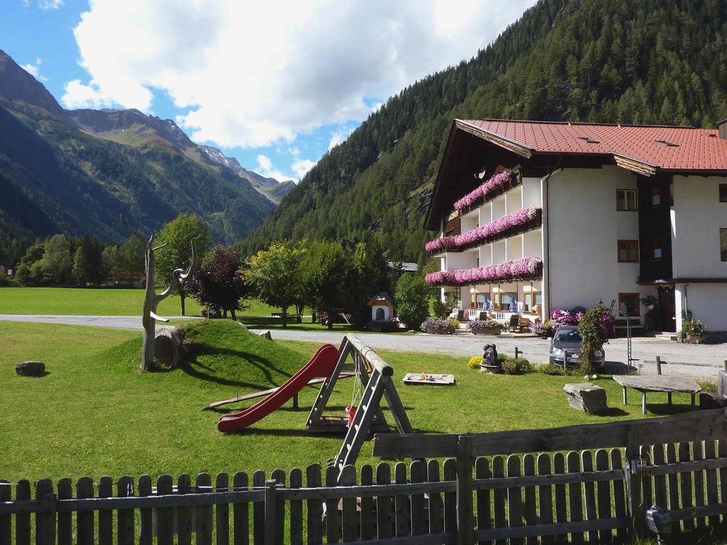 Pension Koenigshof Mallnitz Exterior photo